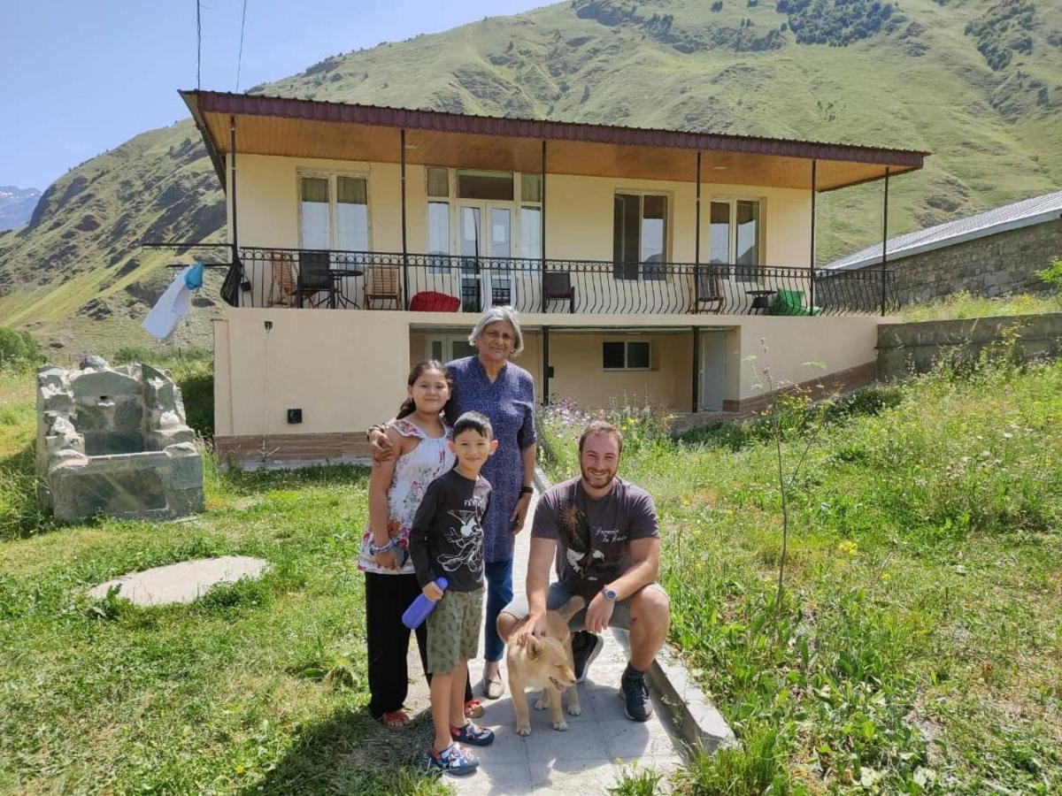 Cozy Hotel Kazbegi 외부 사진